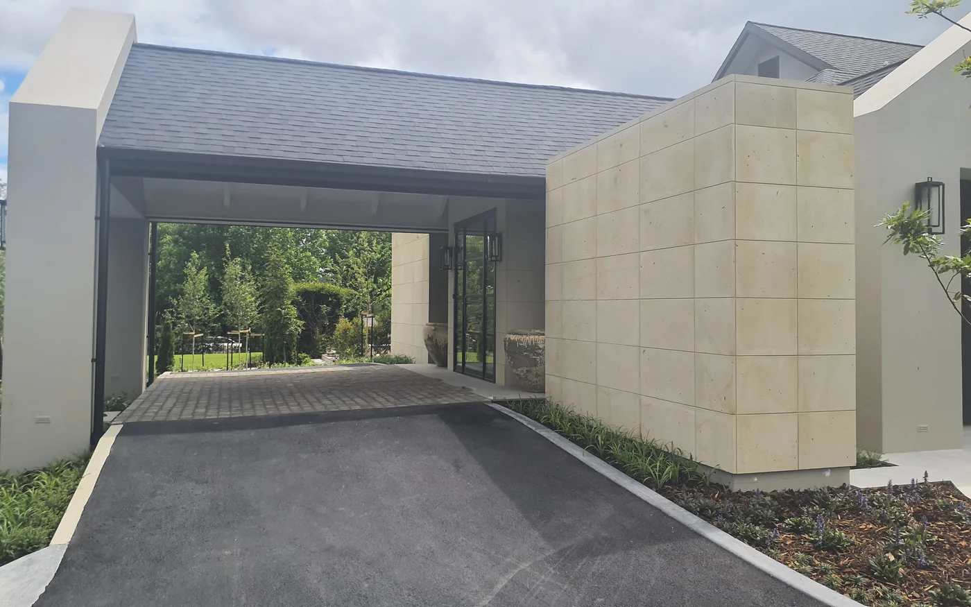 Aluminium coating work